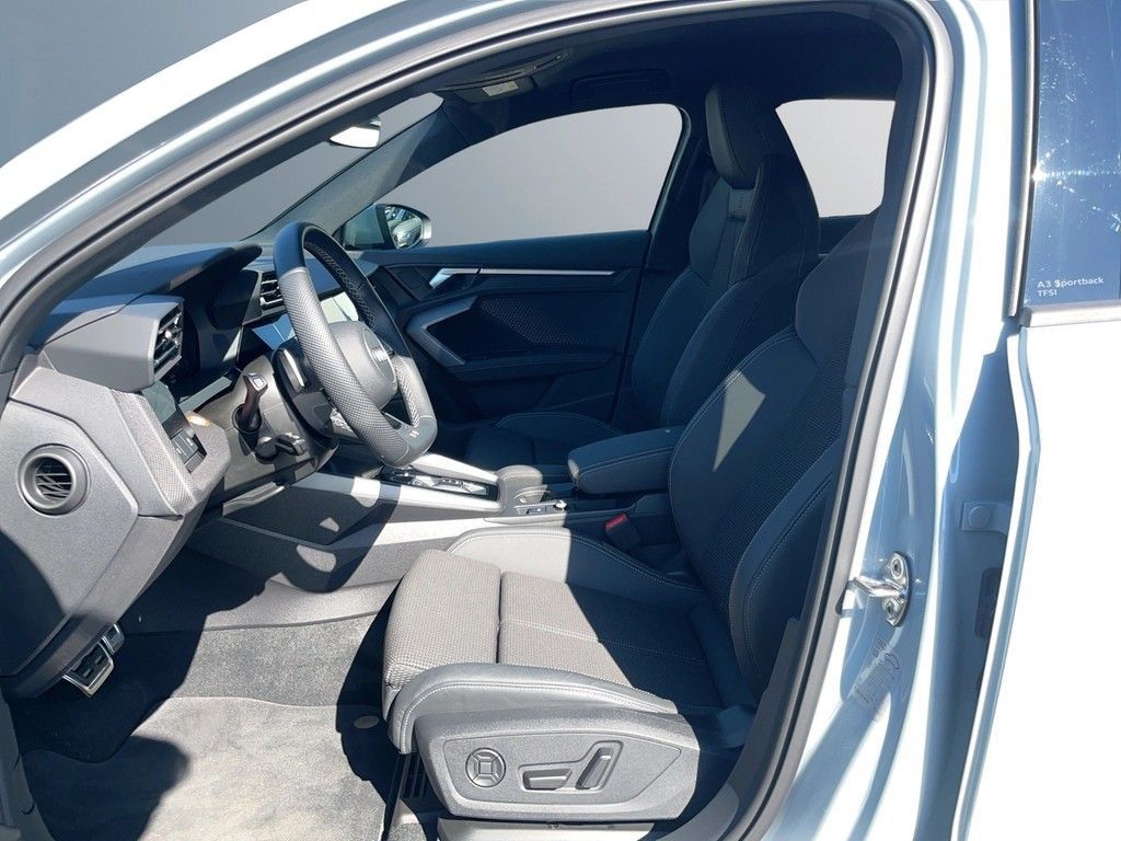 Audi A3 Sportback 30 TFSI advanced - Samsaru's Car Outlet