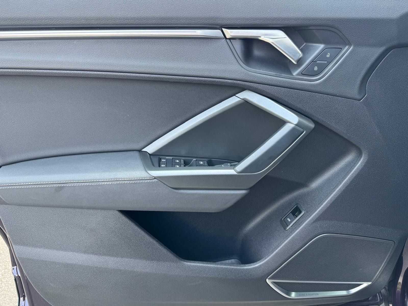 Audi Q3 Sportback 40 TFSI quattro S line - Samsaru's Car Outlet