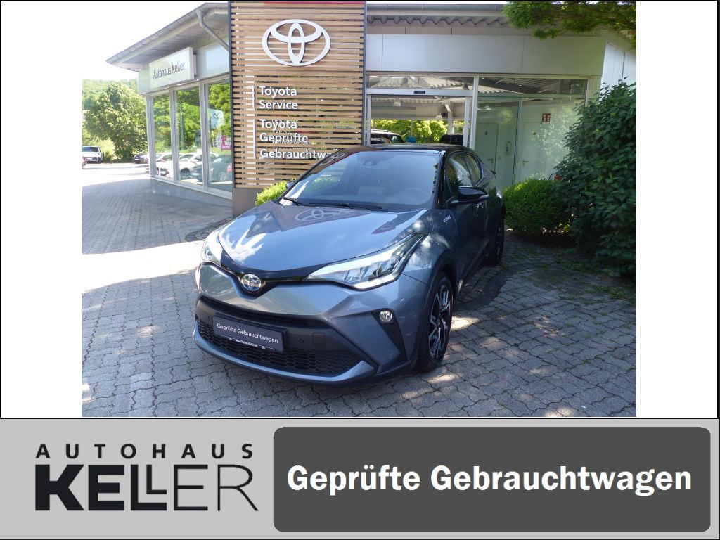 Toyota C-HR 2.0 Hybrid Team D - Samsaru's Car Outlet