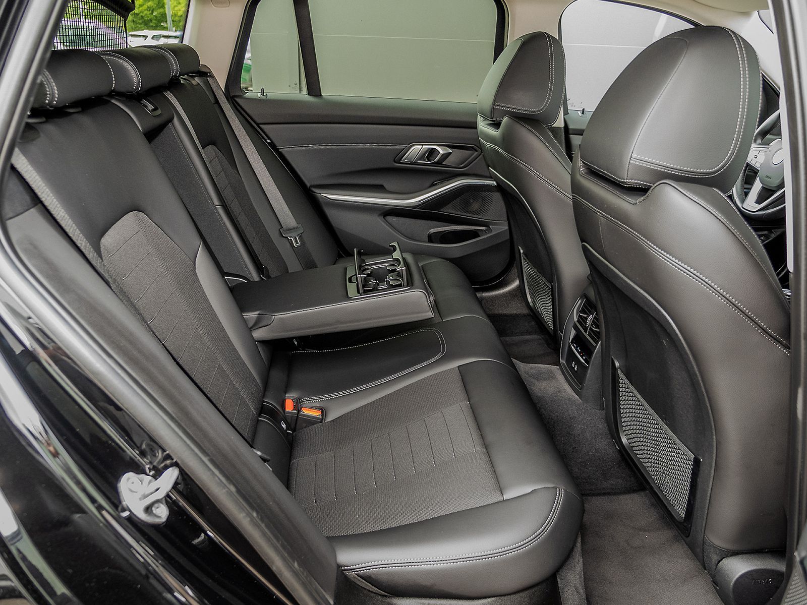 BMW 320eA Touring Sport Line - Samsaru's Car Outlet
