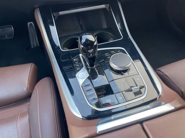 BMW X5 xDrive 45eA M Sport AHK B&W HUD Parkass+ PANO