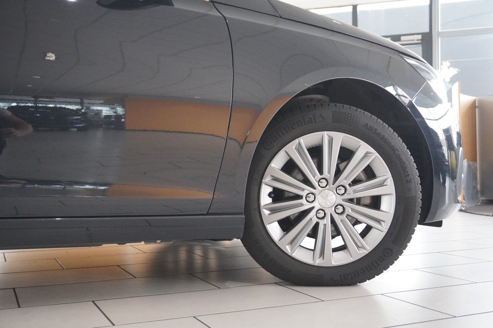Peugeot 308 SW 1.5D ALLURE - Samsaru's Car Outlet