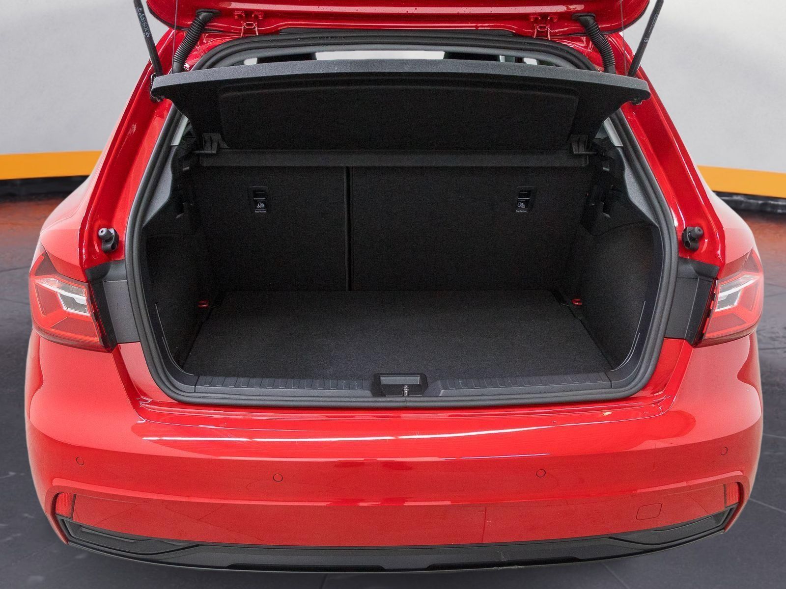 Audi A1 Sportback 25 TFSI ADVANCED - Samsaru's Car Outlet