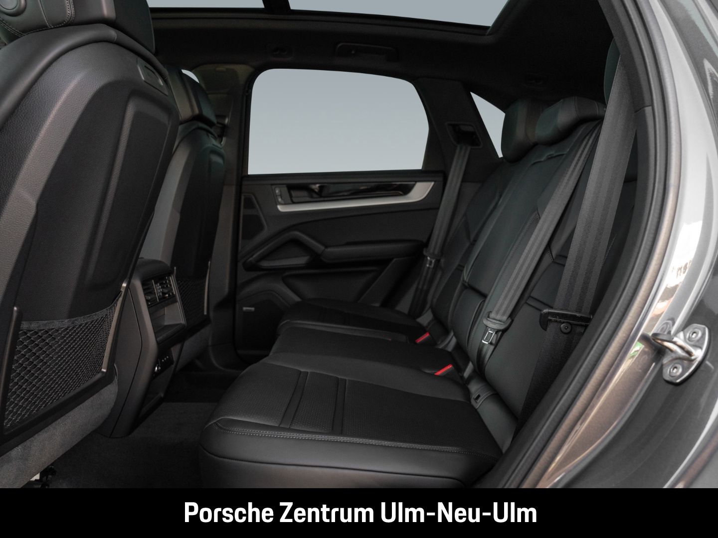 Porsche Cayenne E-Hybrid BOSE LED-Matrix Panoramadach