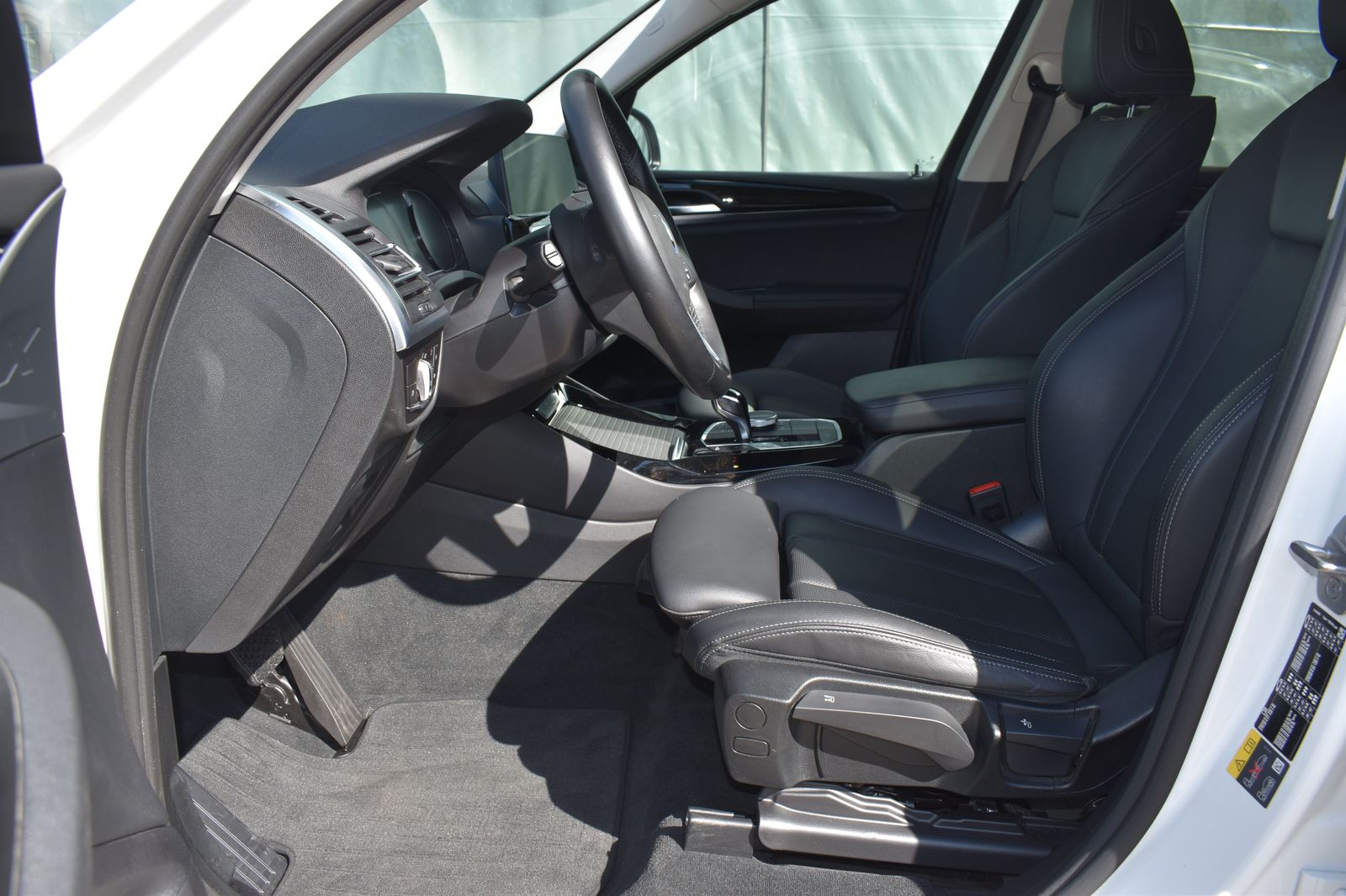 BMW X3 xDrive30e DAB LED WLAN Parkassistent AHK Shz