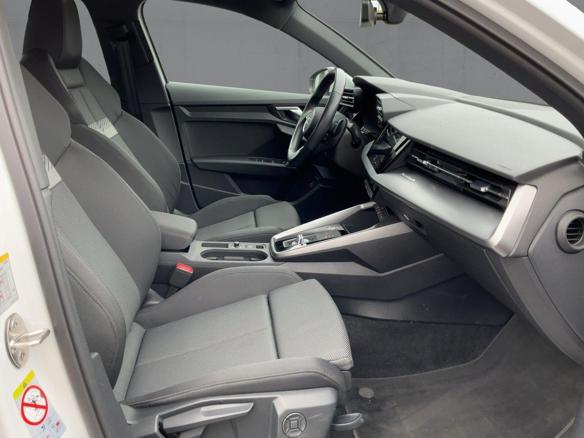 Audi A3 Limousine 40 TFSI S-LINE - Samsaru's Car Outlet