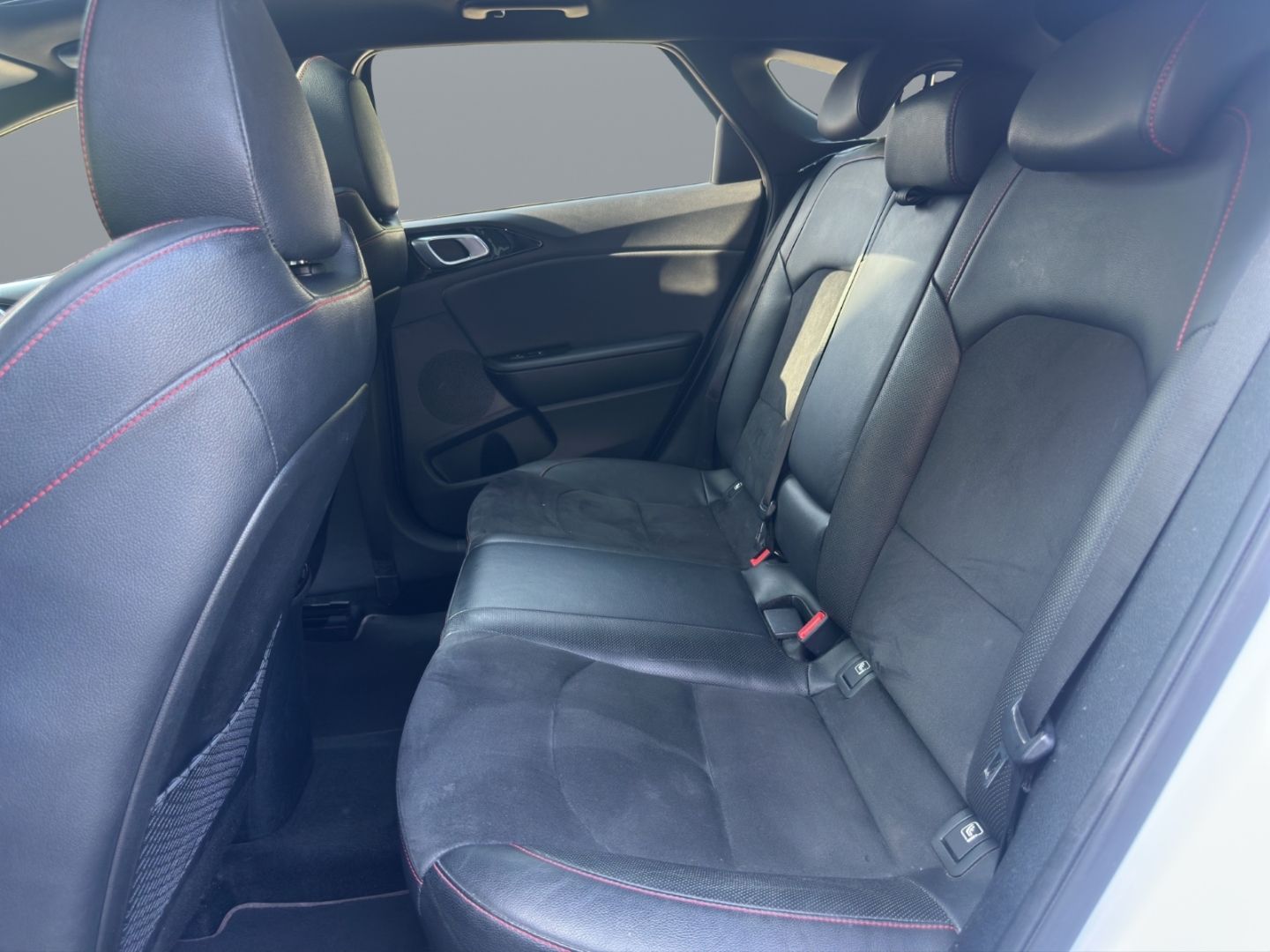 Kia ProCeed GT - Samsaru's Car Outlet