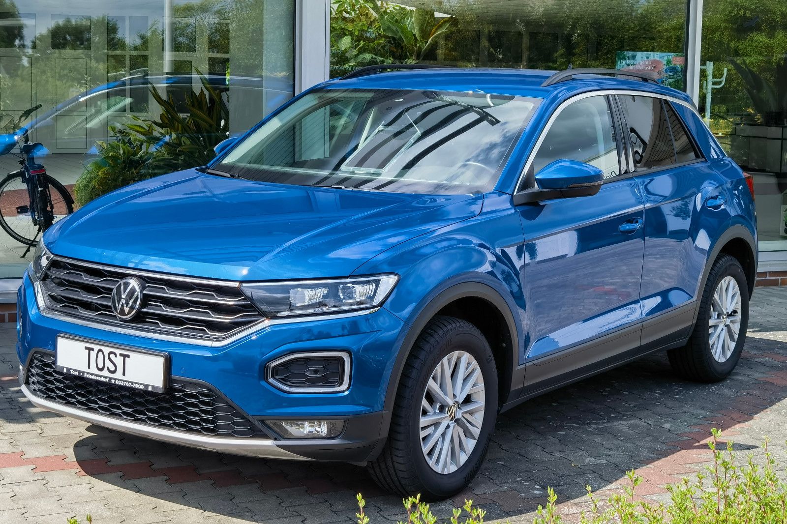 Volkswagen T-Roc 1.5TSI ACT DSG Style - Samsaru's Car Outlet