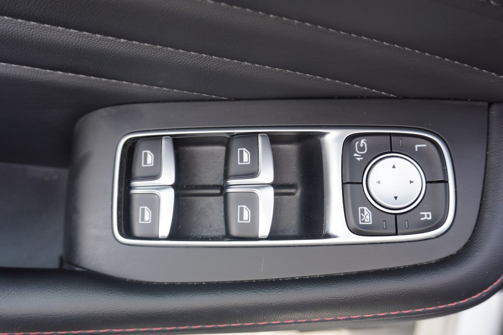 MG HS 1.5 T-GDI Luxury Aut. LED Navi Pano 360°