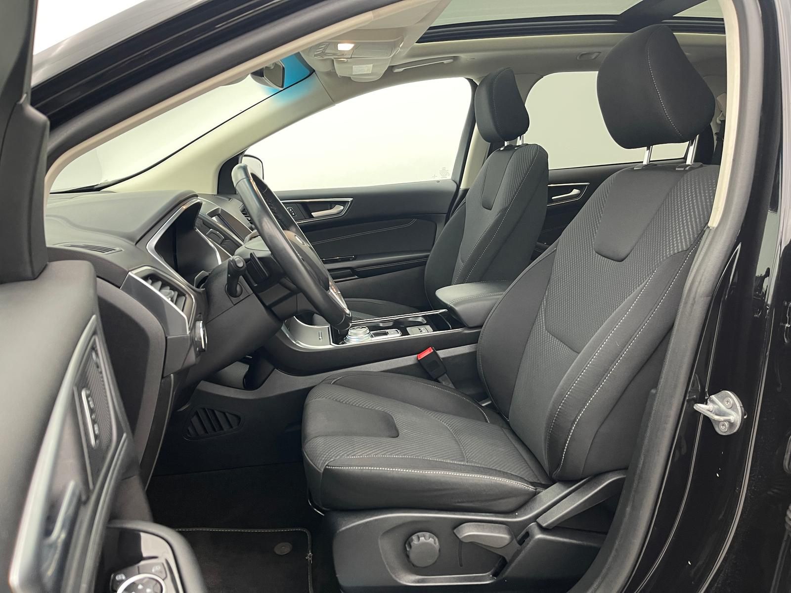 Ford Edge Titanium 4x2 *KAM*AHK*MATRIX*PANO*ACC*B&O*