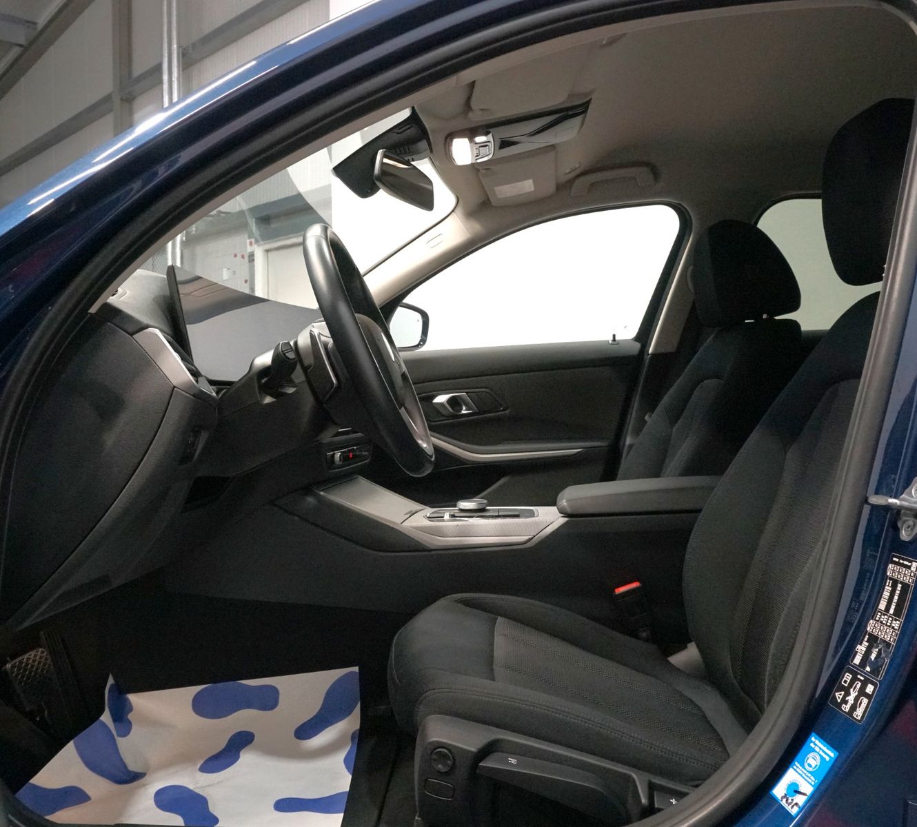 BMW 320 d xDrive Touring - Samsaru's Car Outlet