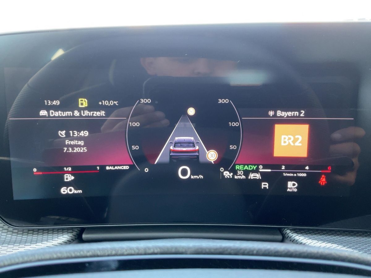 Audi Q5 40 TDI quattro S tronic - Samsaru's Car Outlet