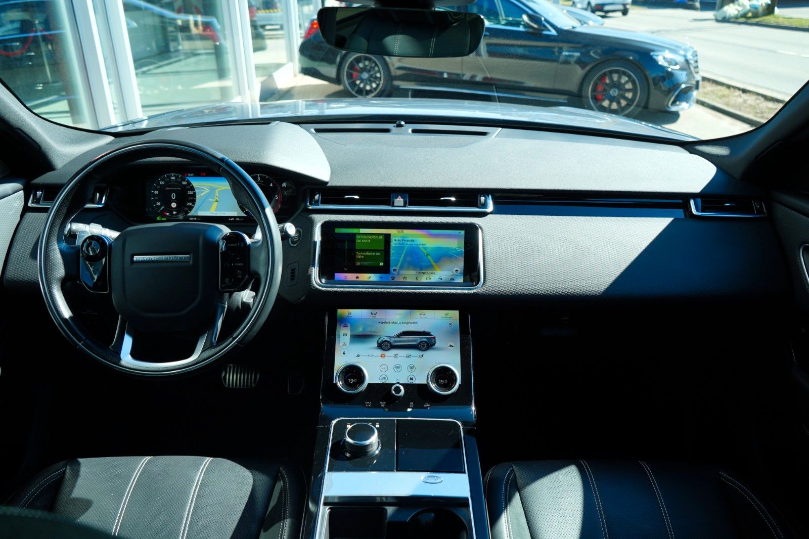 Range Rover Velar R-Dynamic - Samsaru's Car Outlet
