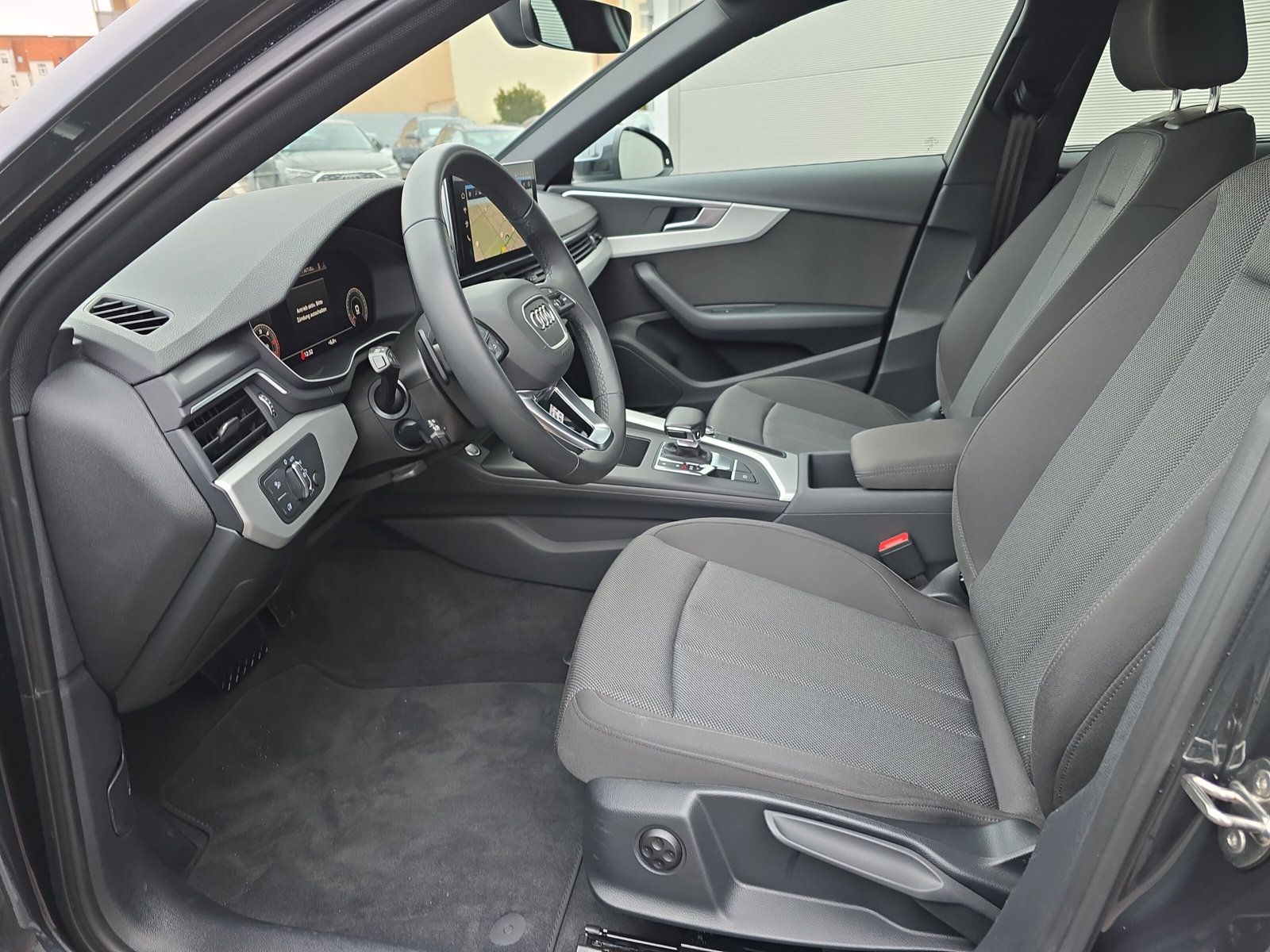 Audi A4 Avant 35 TDI - Samsaru's Car Outlet