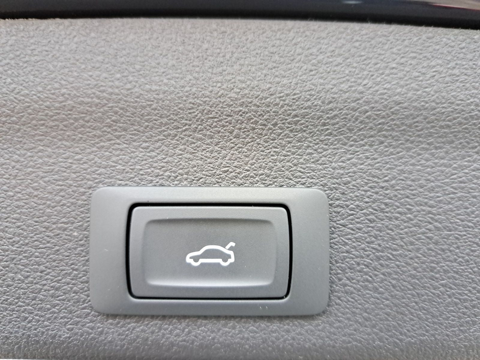 Audi A6 Avant 45 TFSI S tronic - Samsaru's Car Outlet