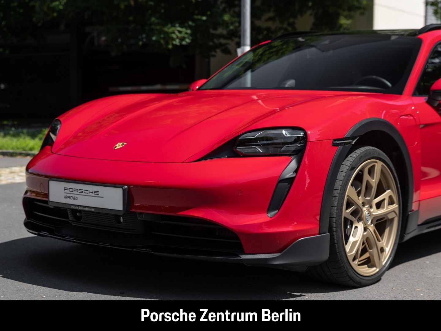 Porsche Taycan 4 Cross Turismo Panoramadach InnoDrive