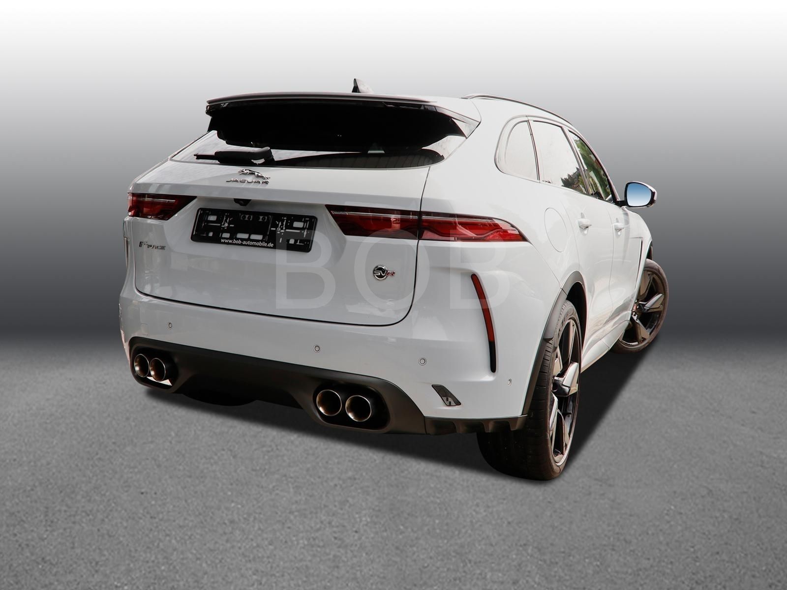 Jaguar F-Pace P550 SVR AWD