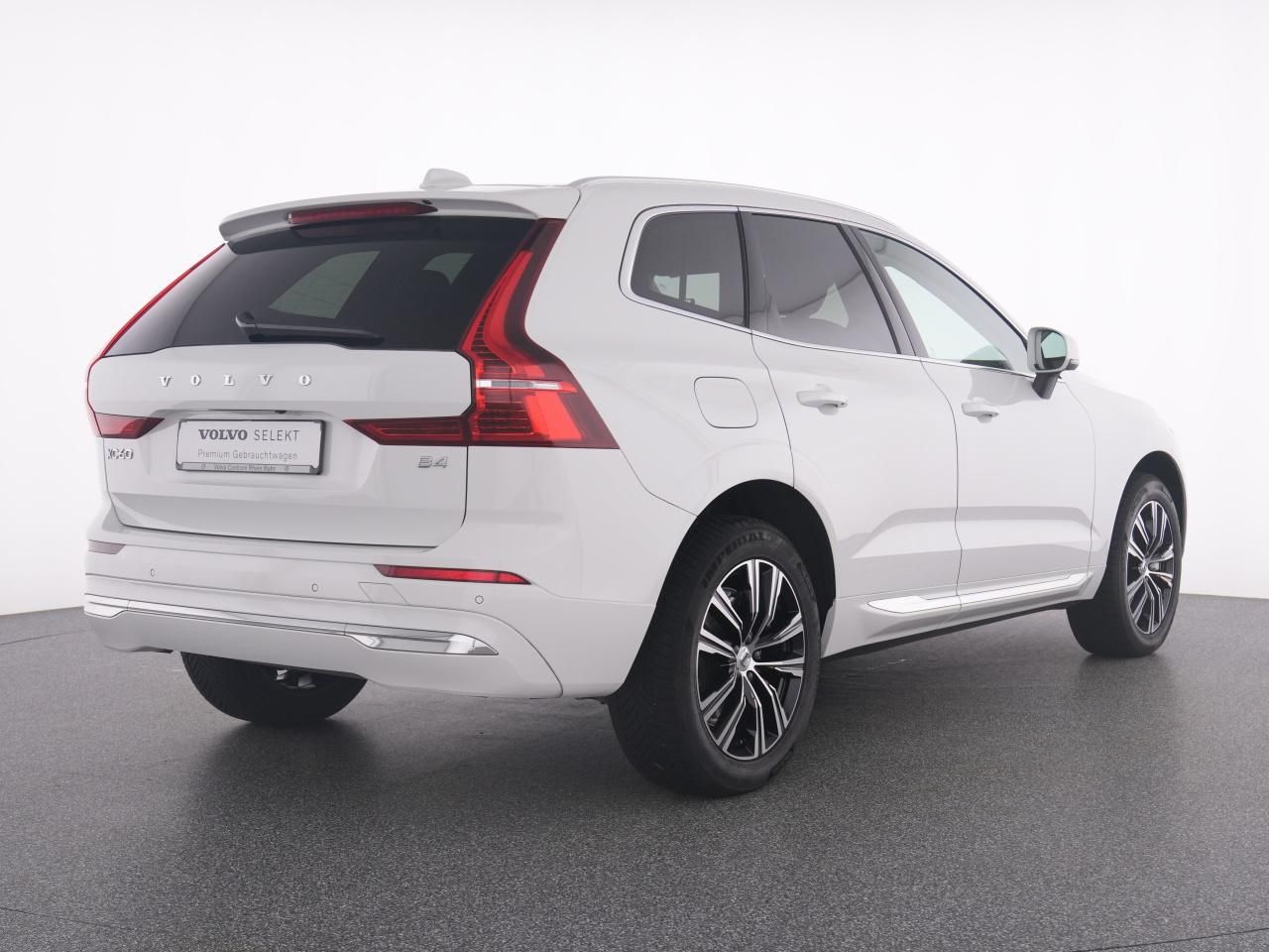 Volvo XC60 B4 Inscription - Samsaru's Car Outlet