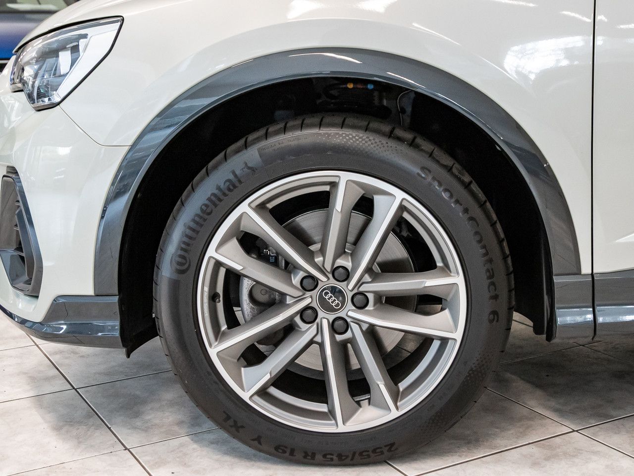 Audi Q3 Sportback 40 TDI qu S line - Samsaru's Car Outlet