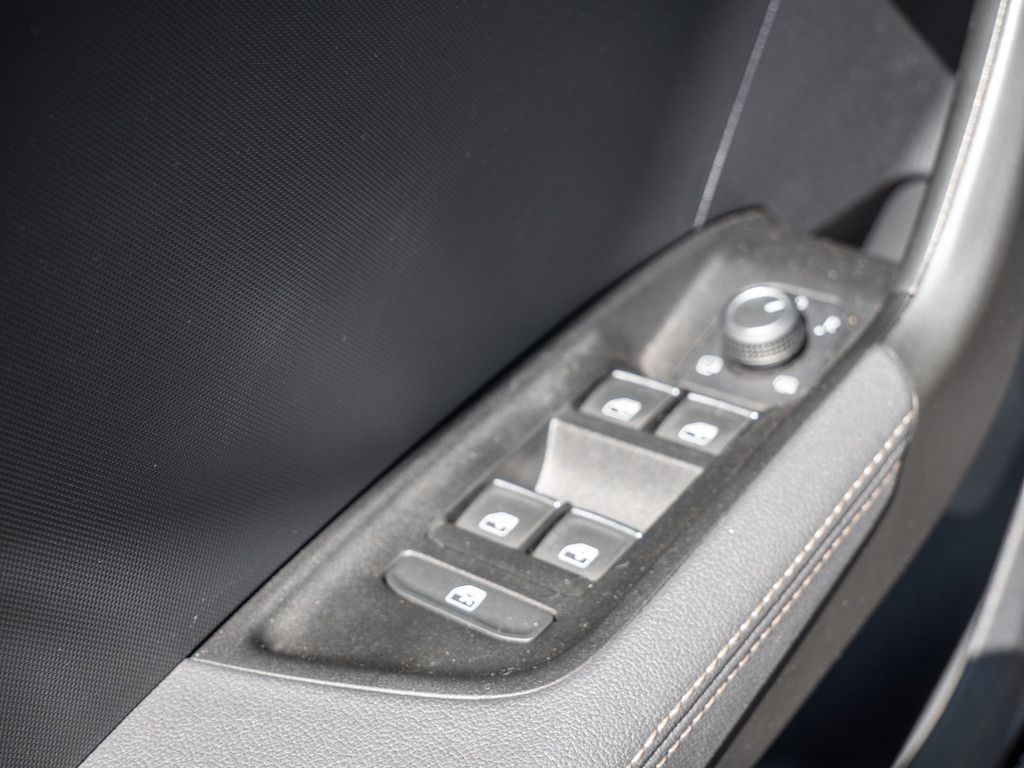 Audi A1 Sportback 40 TFSI S line - Samsaru's Car Outlet