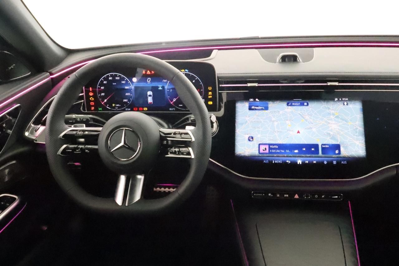 Mercedes-Benz E 450 d 4M AMG Digital Light Night Burmester AHK