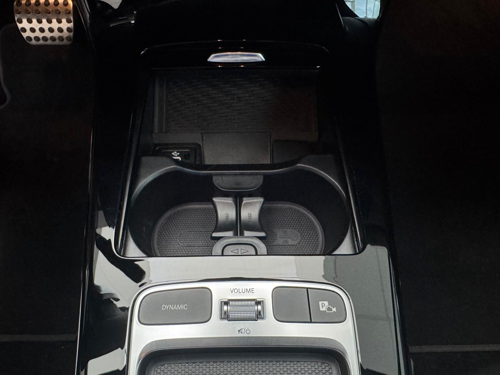 Mercedes-Benz A 200 AMG Line Advanced Plus - Samsaru's Car Outlet