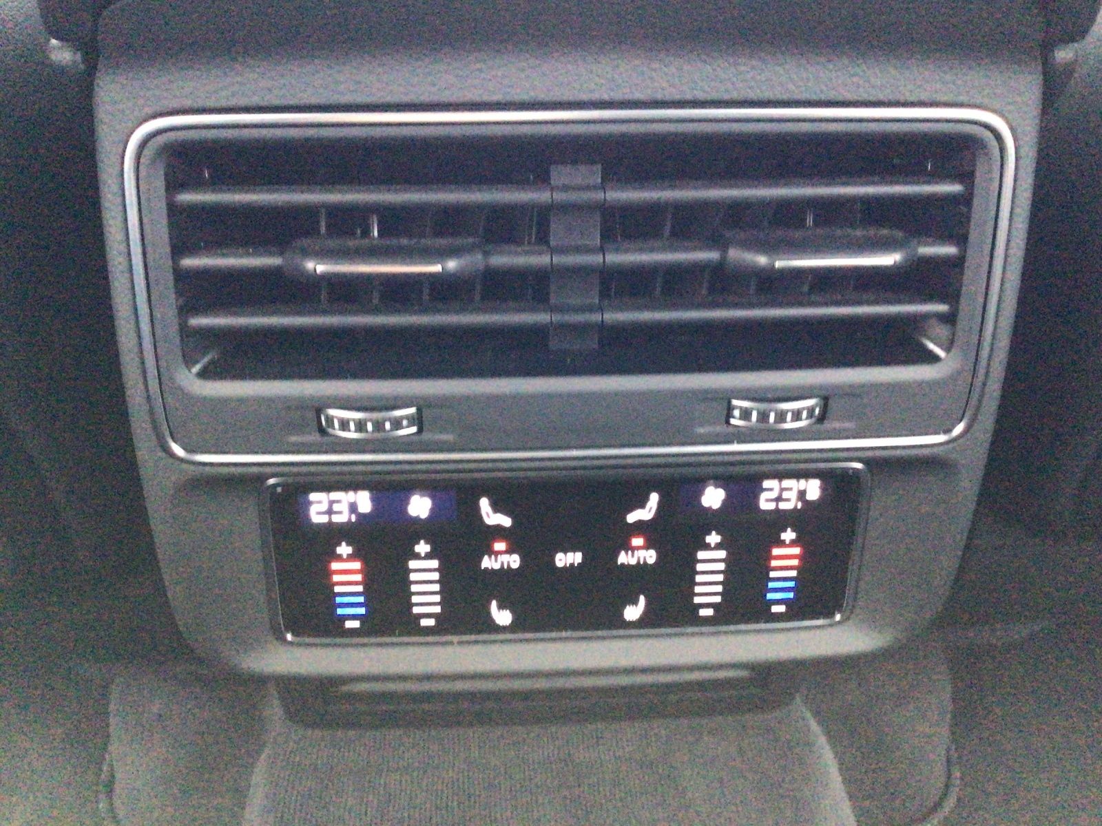 Audi Q7 50 TDI quat. S-LINE COMP.+/STH/AHK/B&O/HDMATR