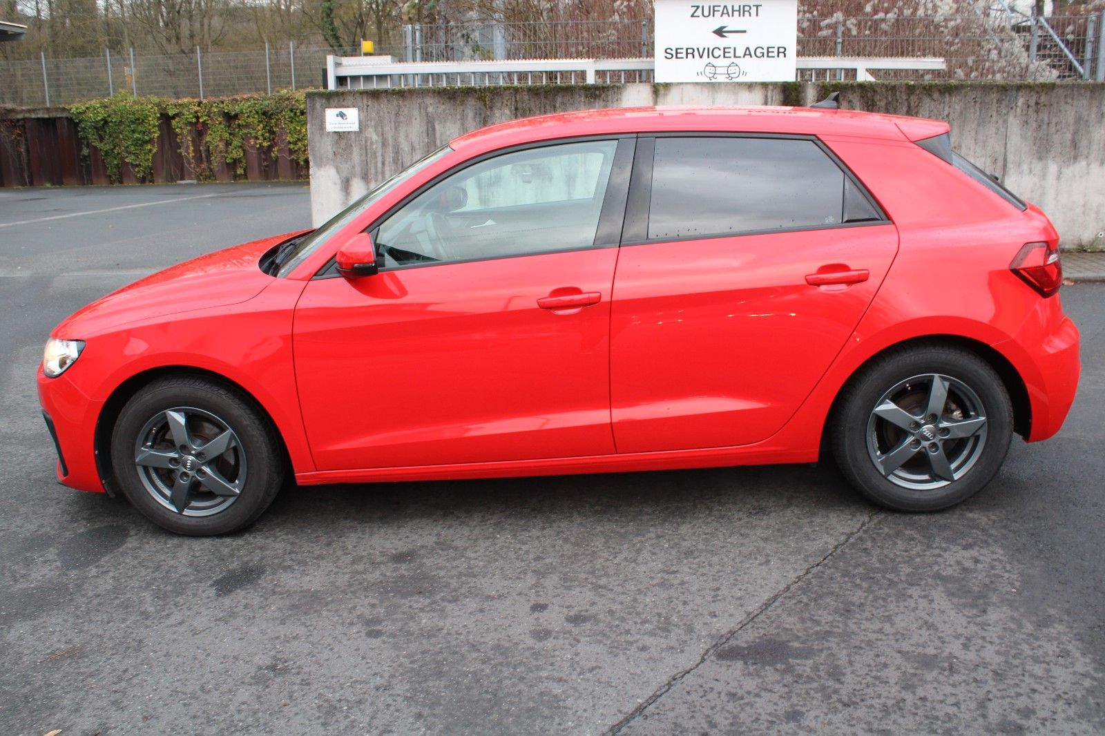 Audi A1 Sportback 30 TFSI - Samsaru's Car Outlet