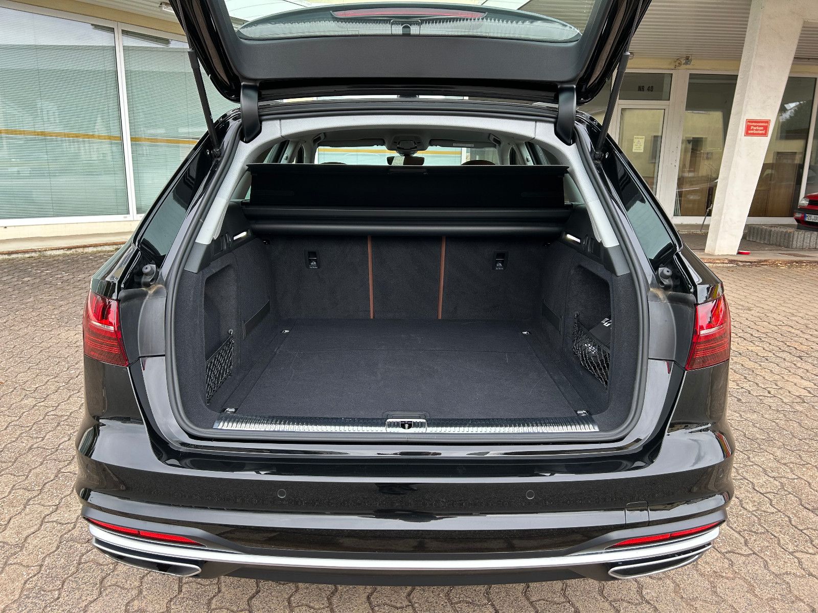 Audi A4 Avant 35 TDI Aut - Samsaru's Car Outlet