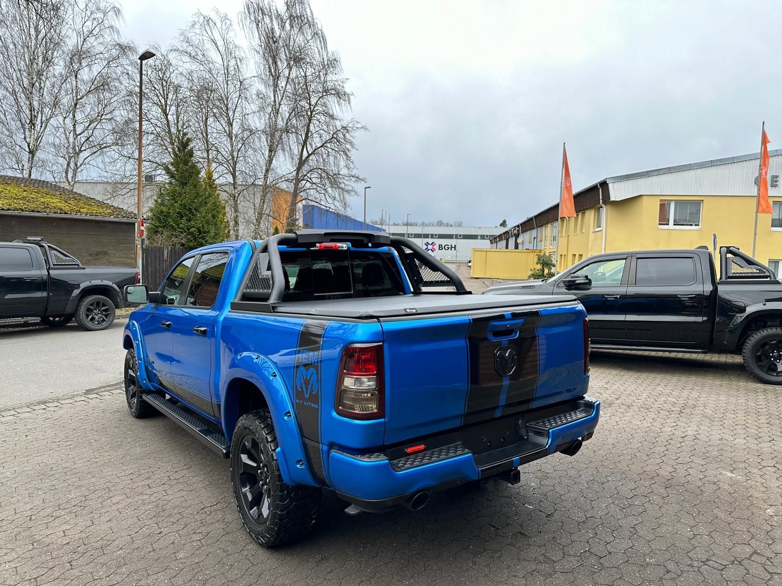Dodge 5.7 V8*LPG*LIFT*BÜGEL*OFFROAD*AHK*NAVI*GARANTIE