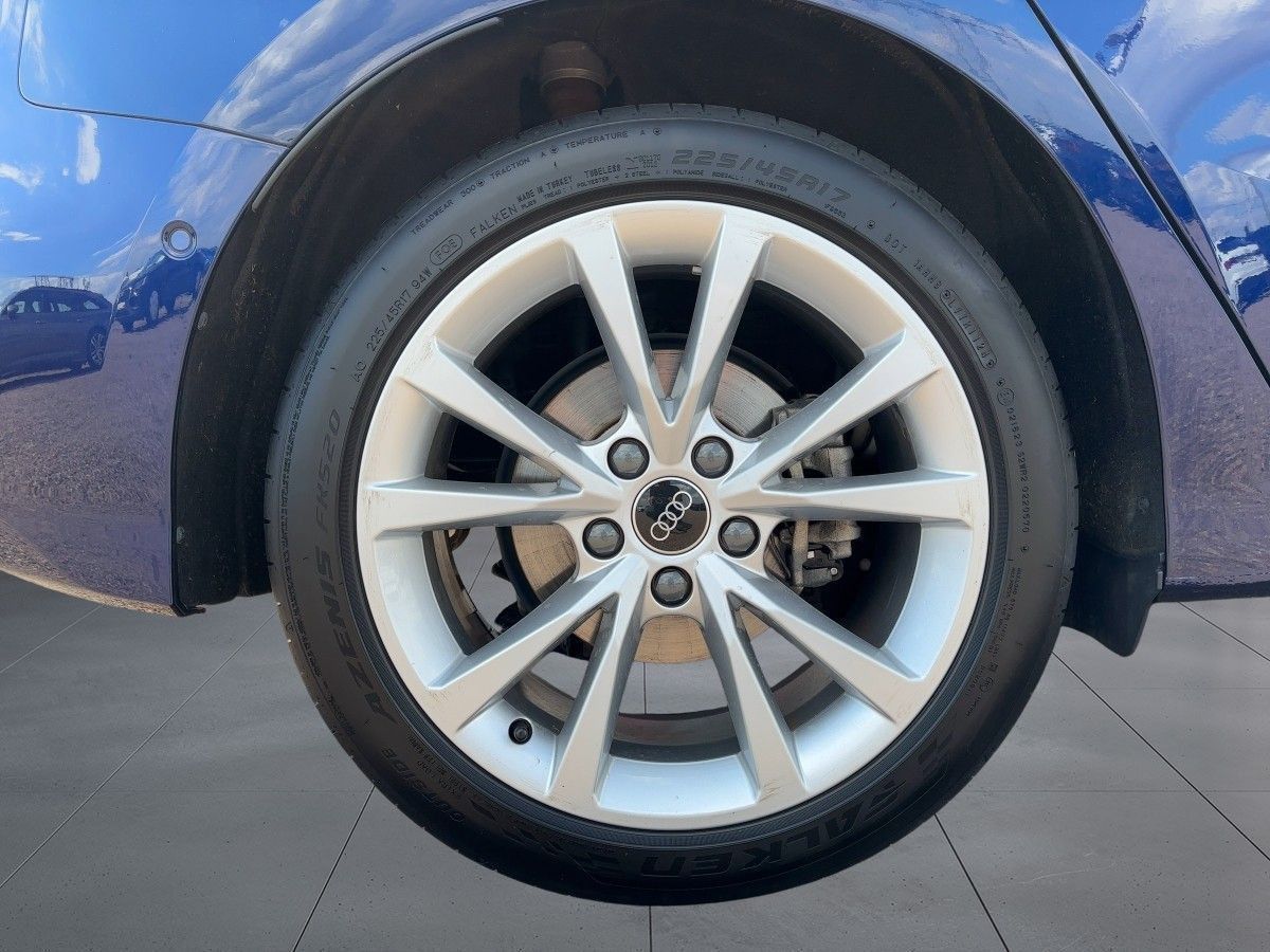Audi A3 Sportback 35 TFSI advanced - Samsaru's Car Outlet