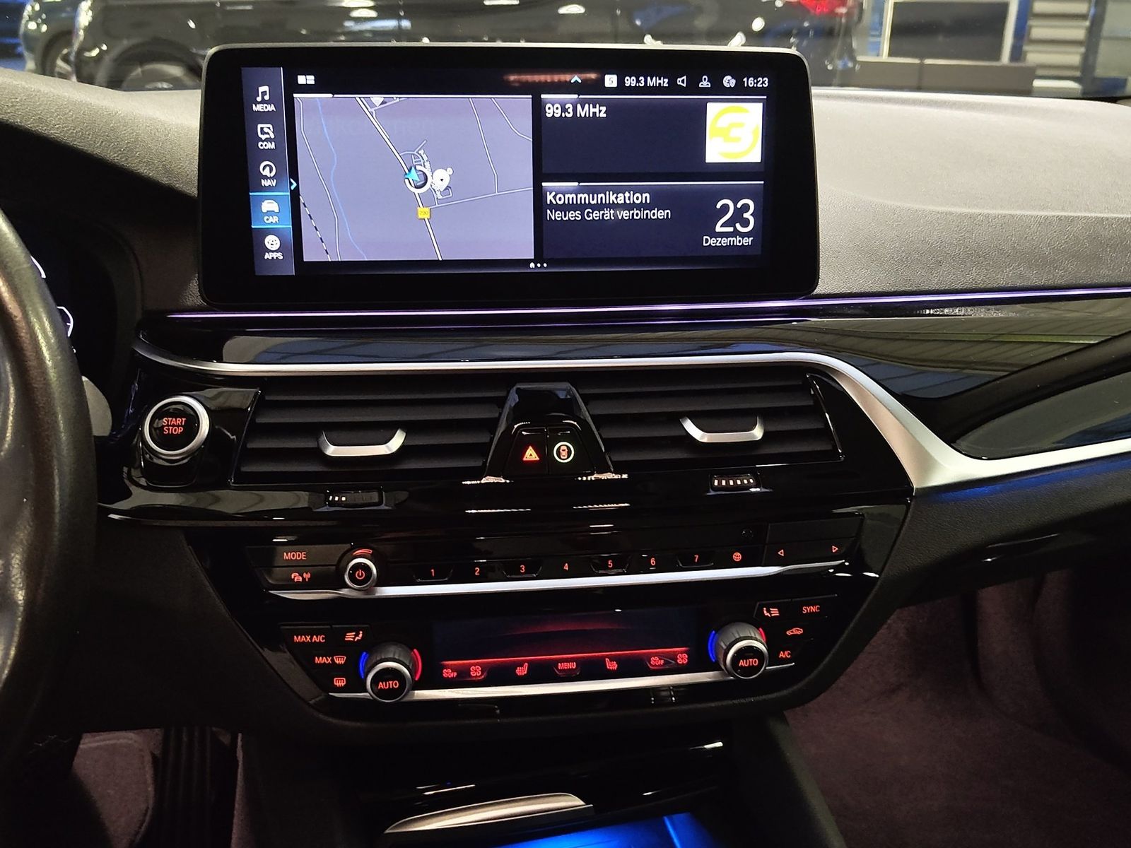 BMW 530e xDrive Lim. NaviProf*Parkassist*Sportsitze