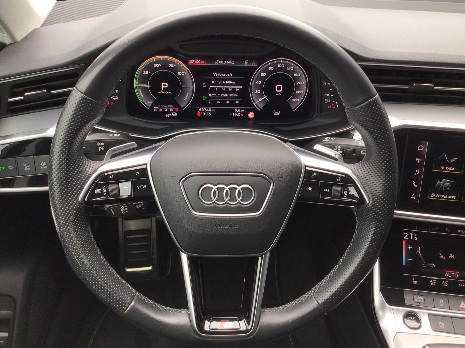 Audi A6 Avant 55 TFSIe quattro S-tronic - Samsaru's Car Outlet