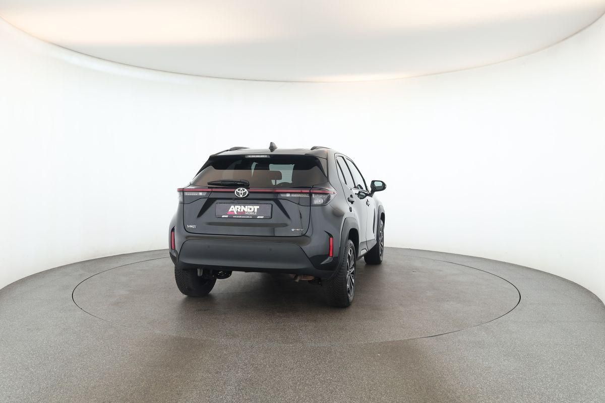 Toyota Yaris Cross CVT Team D LED Navi SHZ iACC Kam 17"
