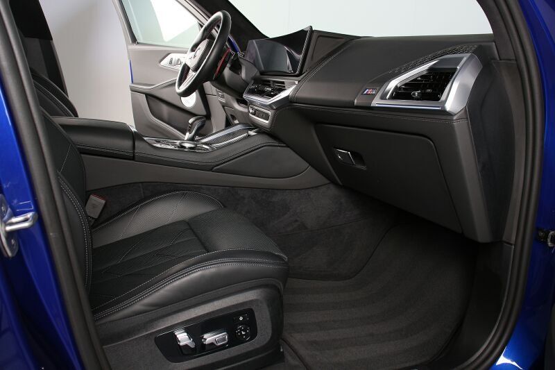 BMW XM 50e NP 152539.- AHK Massage ACC Park+ B&W HuD