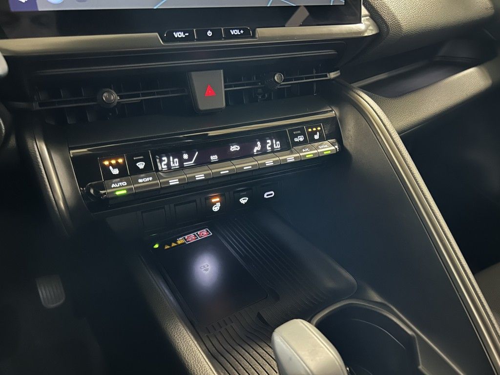 Toyota C-HR 1.8 Hybrid Team Deutschland