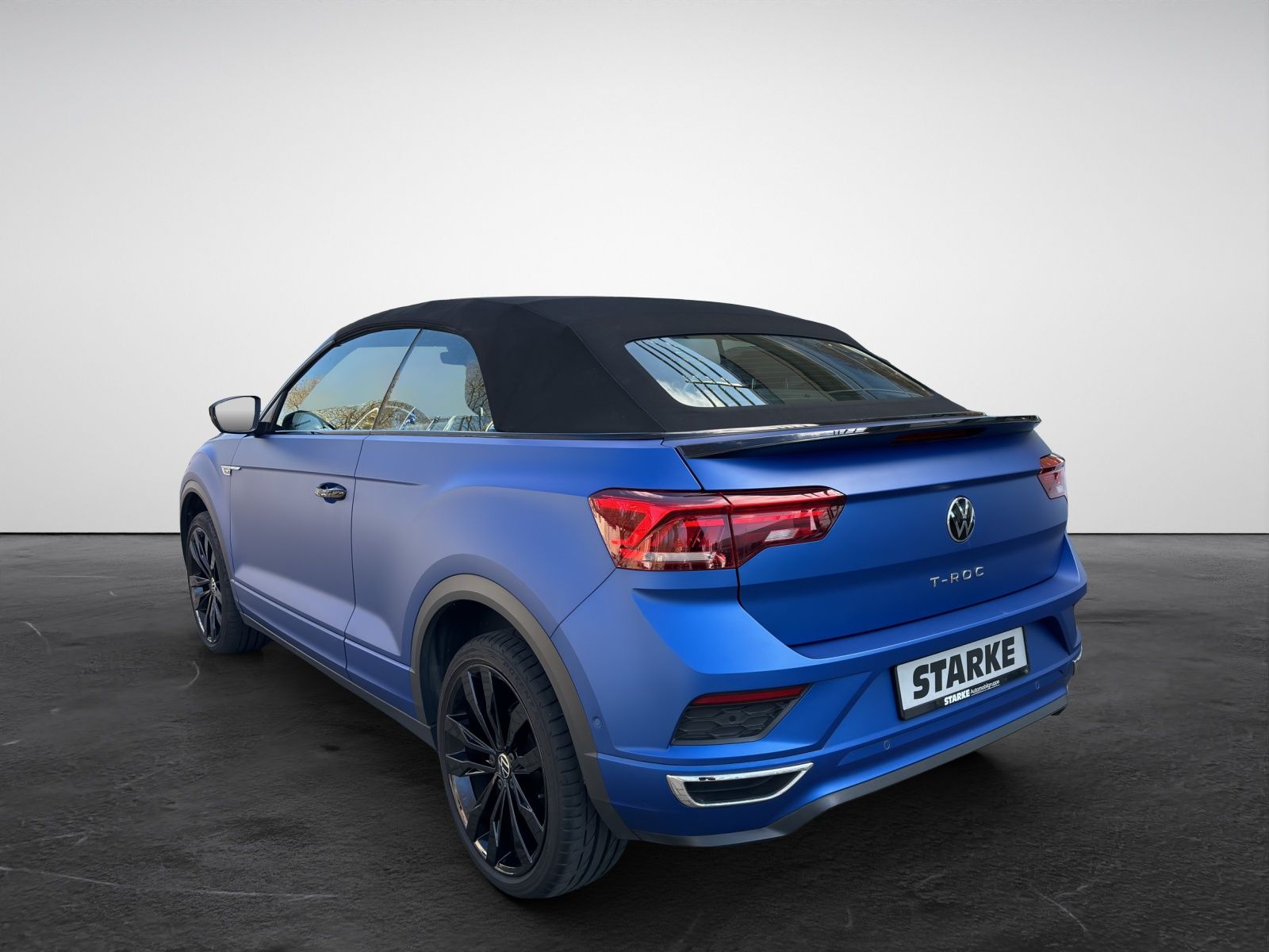 Volkswagen T-Roc 1.5 TSI DSG R-Line - Samsaru's Car Outlet