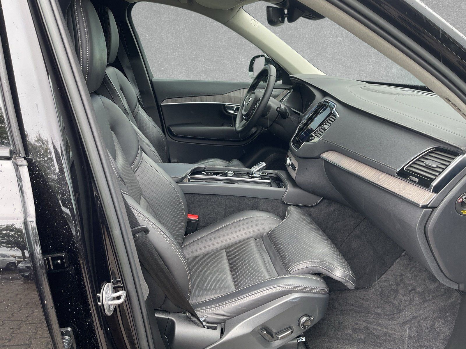 Volvo XC90 Recharge T8 AWD Plus+AHK+Licht Paket