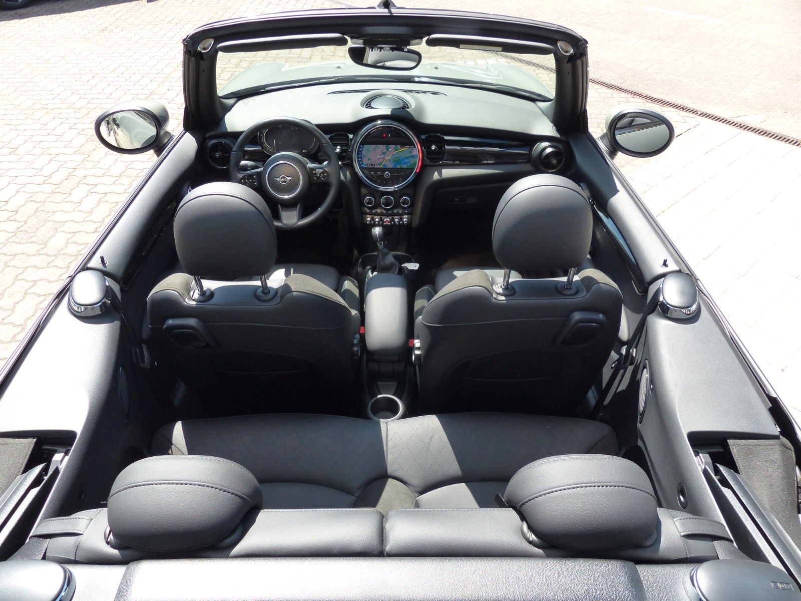 MINI One Cabrio Classic - Samsaru's Car Outlet