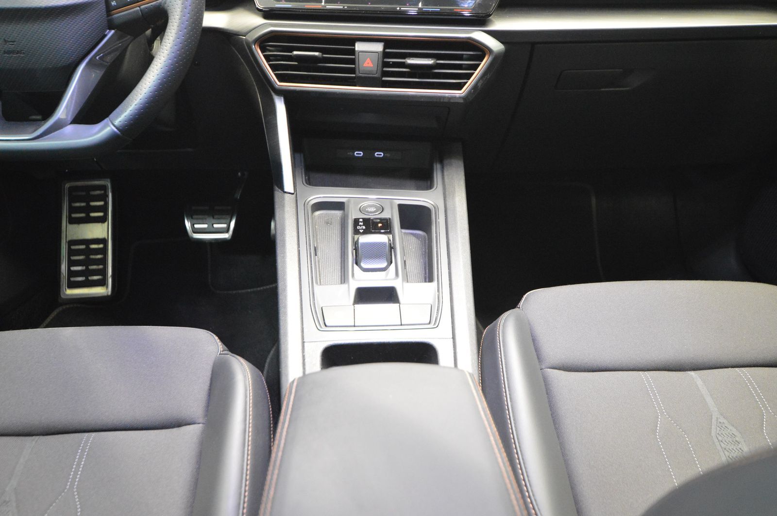 Cupra Formentor 2.0 TSI VZ Navi/ SHZ/ AHK/ Kessy/ e...