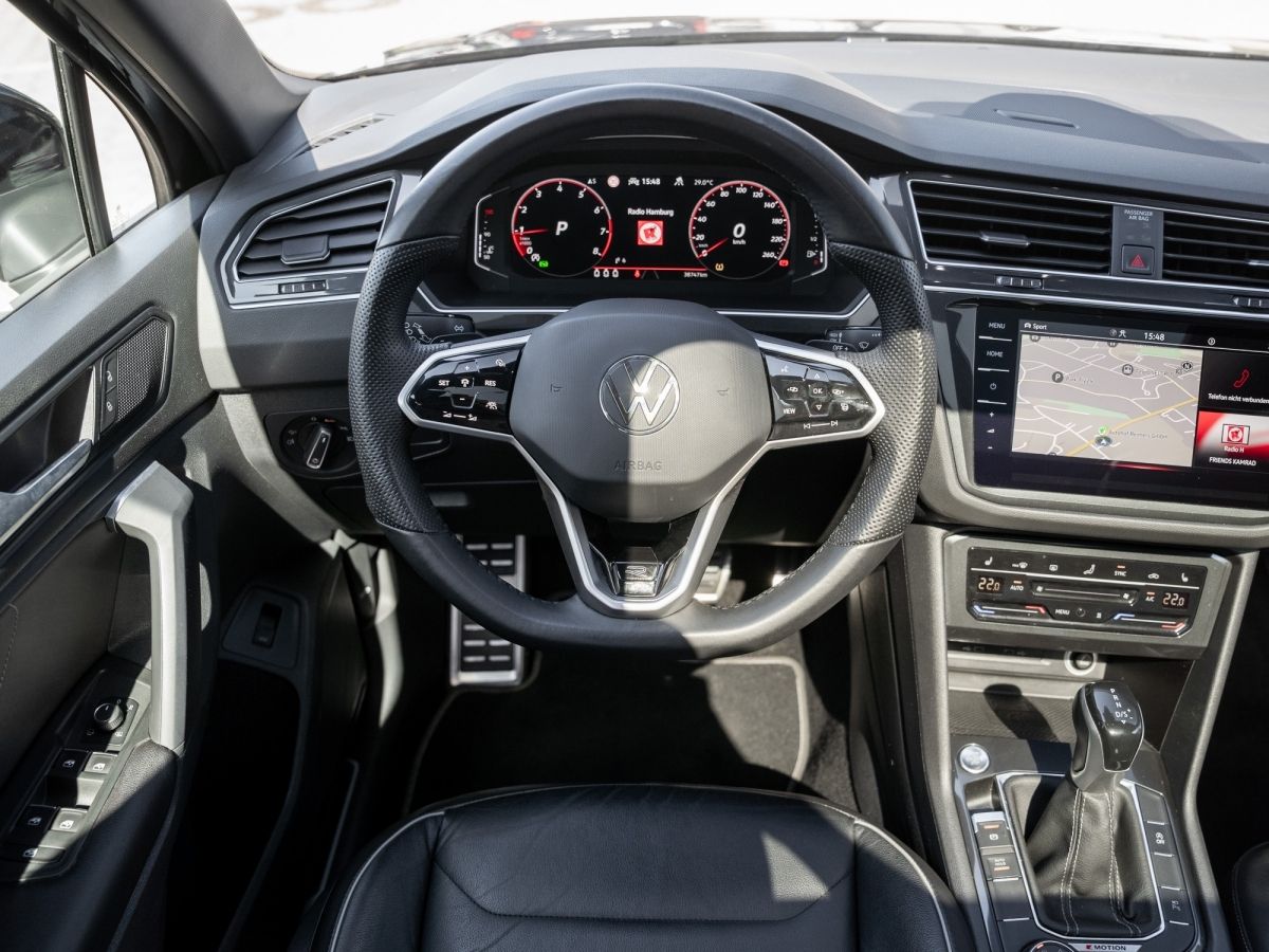 Volkswagen Tiguan R-Line 2.0 TSI - Samsaru's Car Outlet