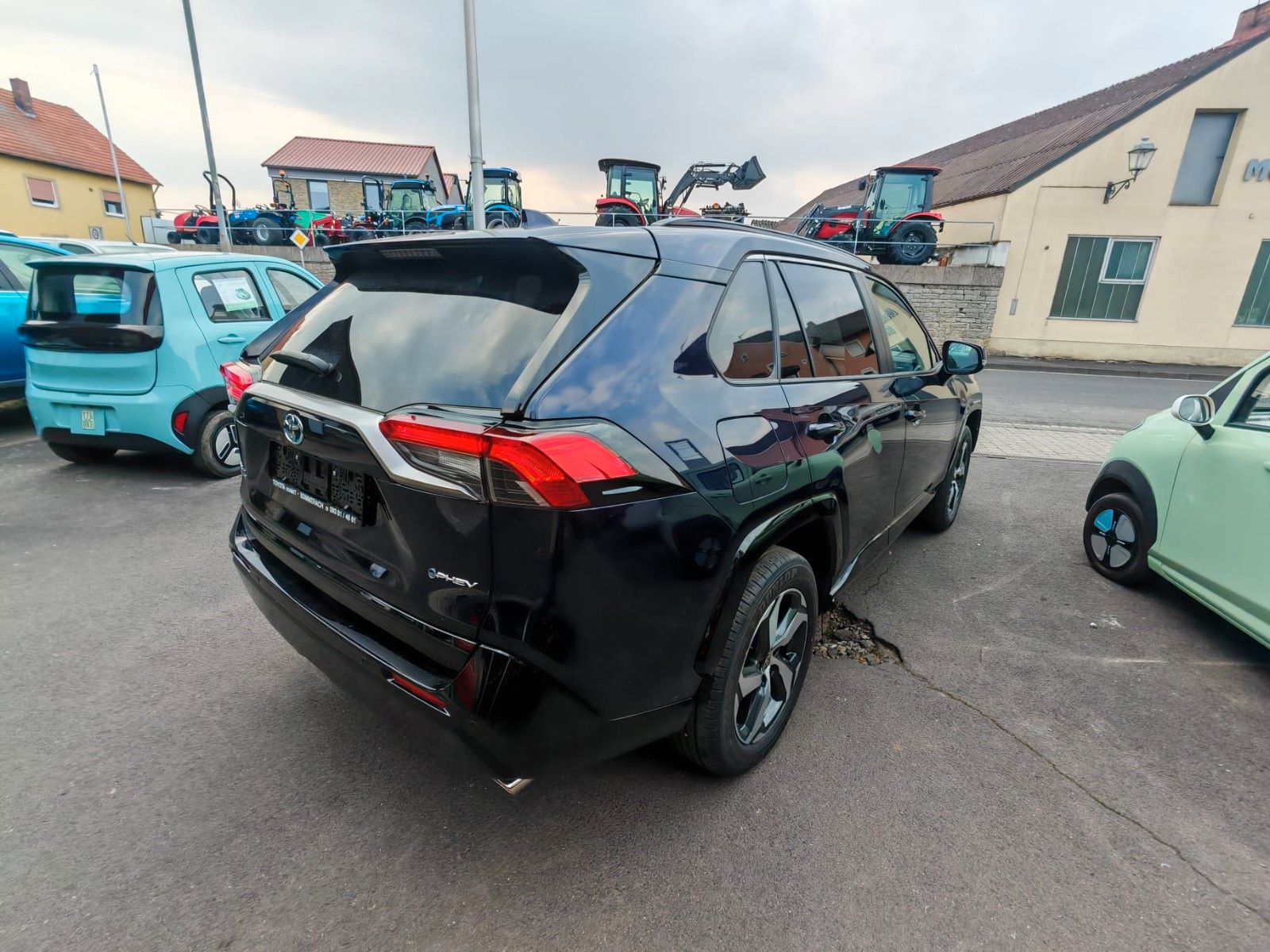 Toyota RAV 4 Plug-in Hybrid 4x4 Teamplayer Neu