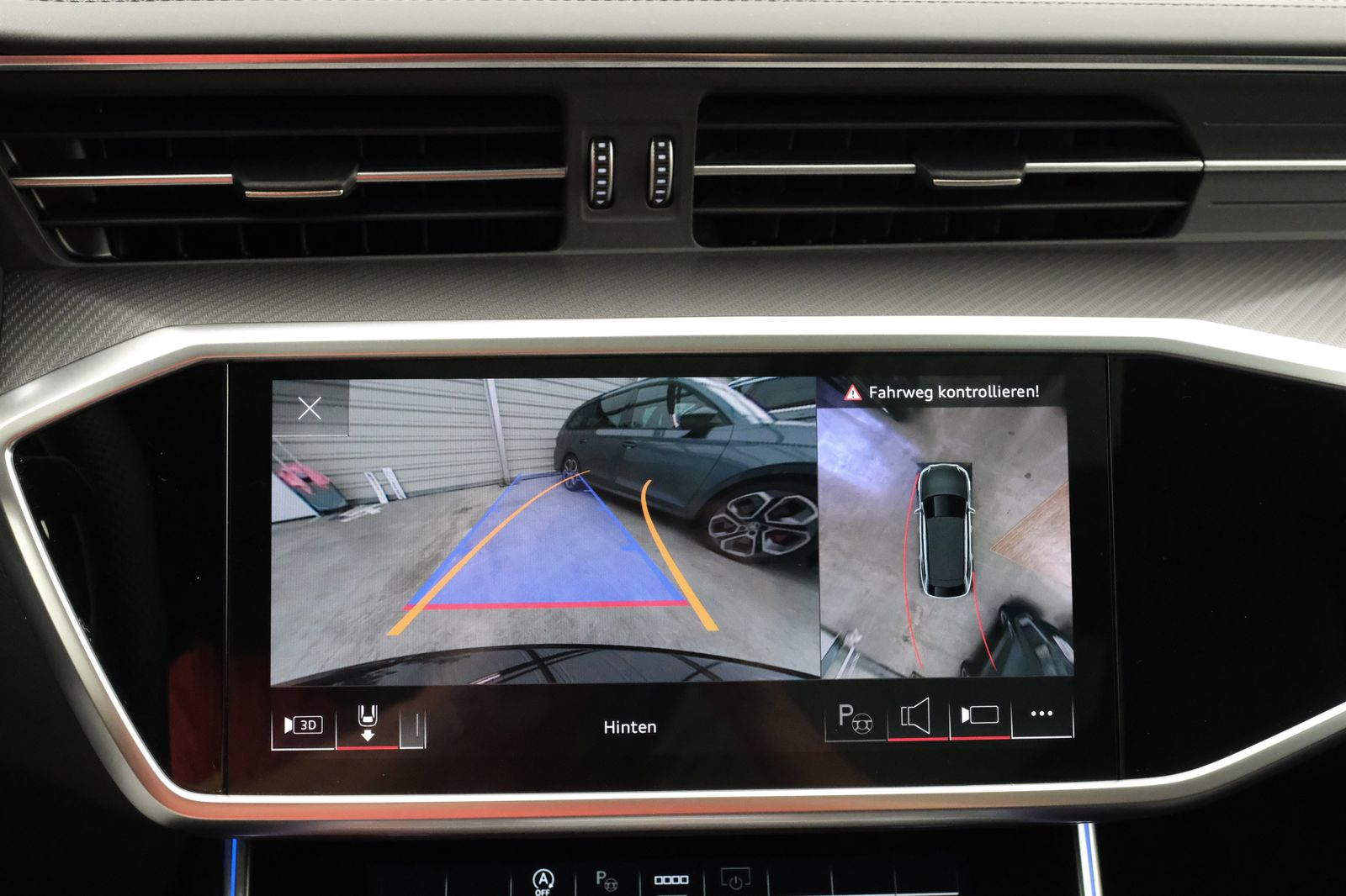 Audi RS6 Avant 4.0 TFSI quattro M Sport PANO AHK RFK