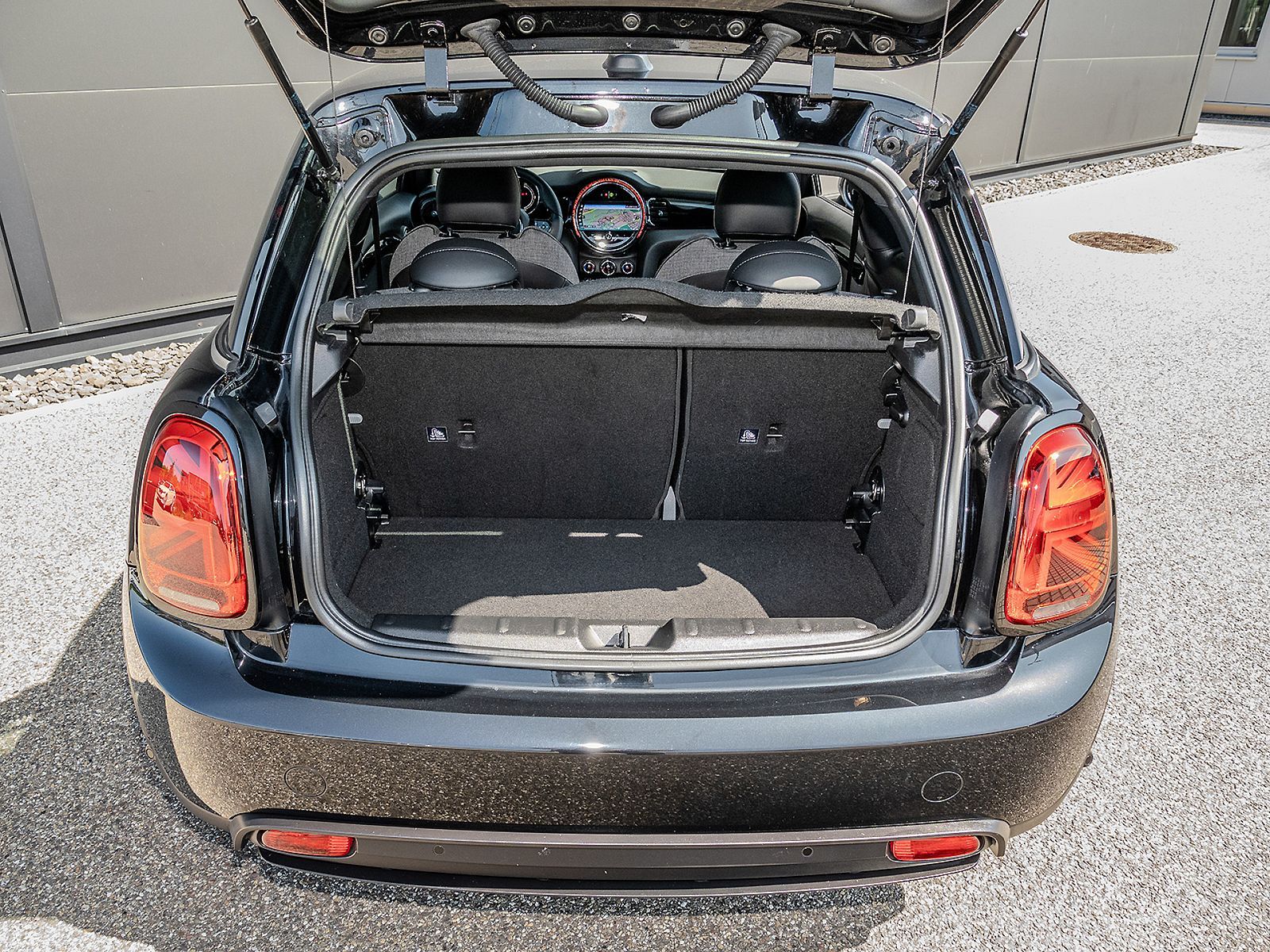 MINI Cooper SE 3-T - Samsaru's Car Outlet