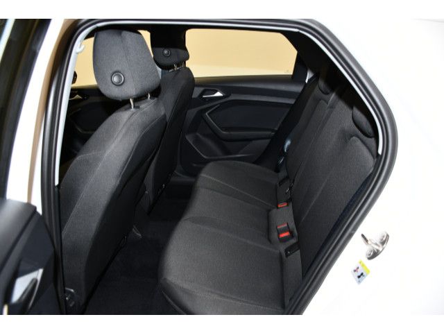 Audi A1 Sportback 30 TFSI S tronic SITZHZ/LED/PDC