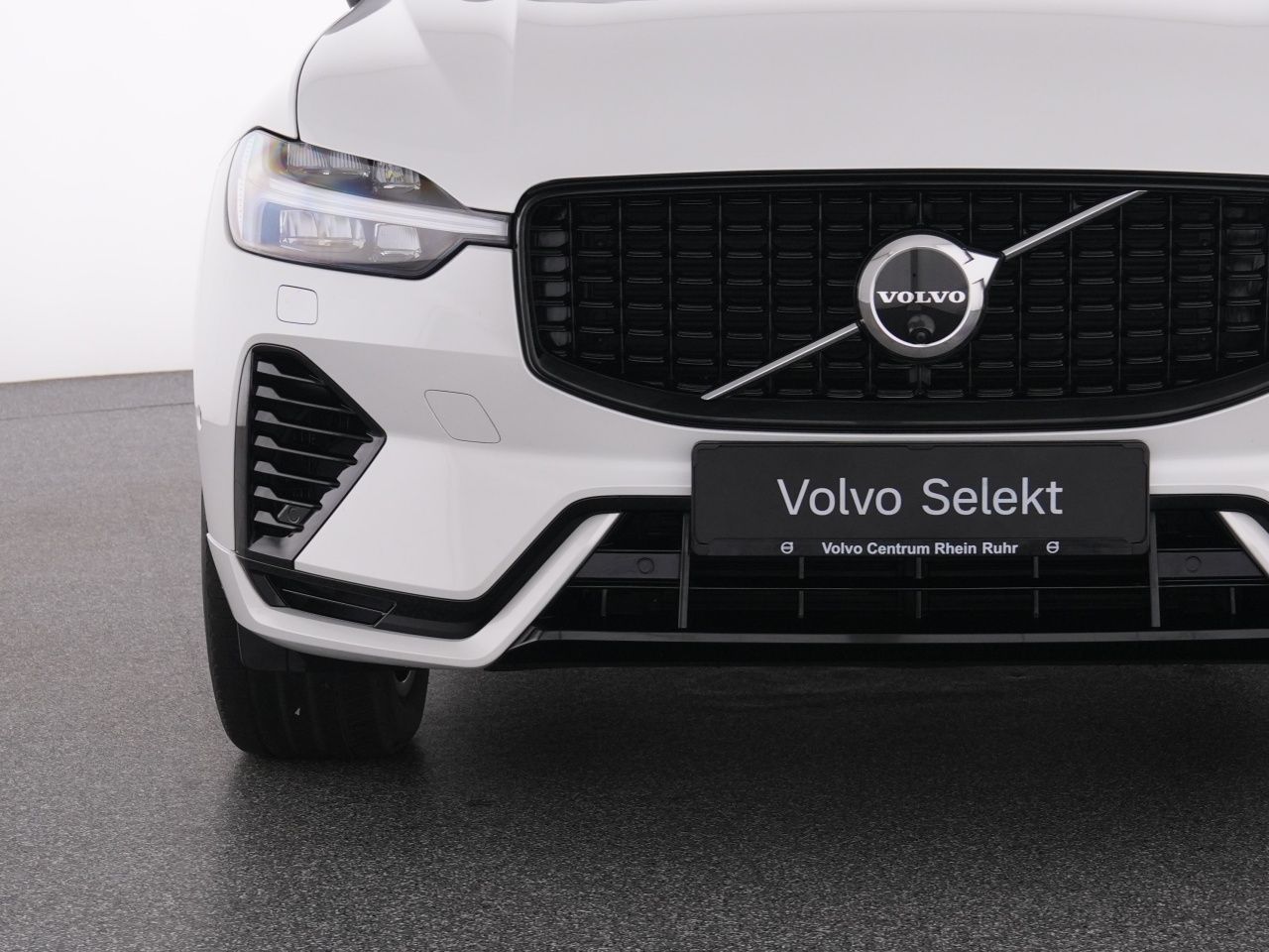Volvo XC60 T8 Recharge Ultimate Dark+360°+PANO+LM