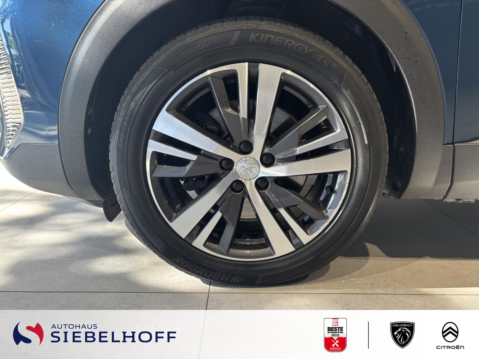 Peugeot 3008 Allure Hybrid 225 e-EAT8