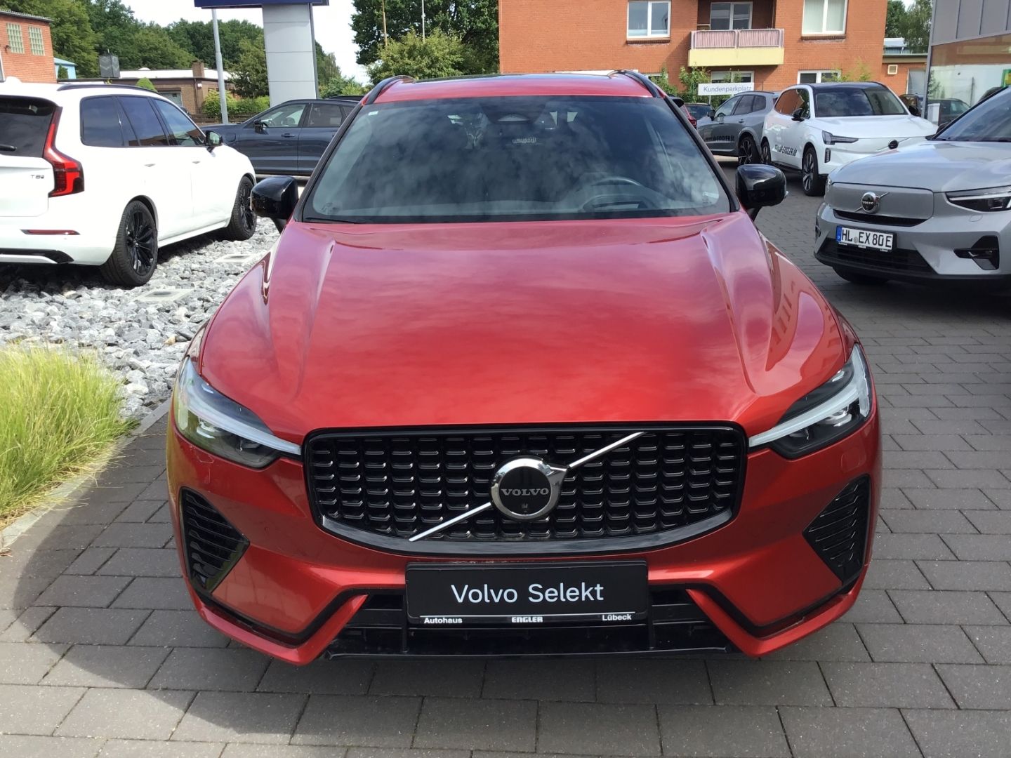 Volvo XC60 T8 Ultimate Dark AWD Stdhzg. AHK 360° Cam
