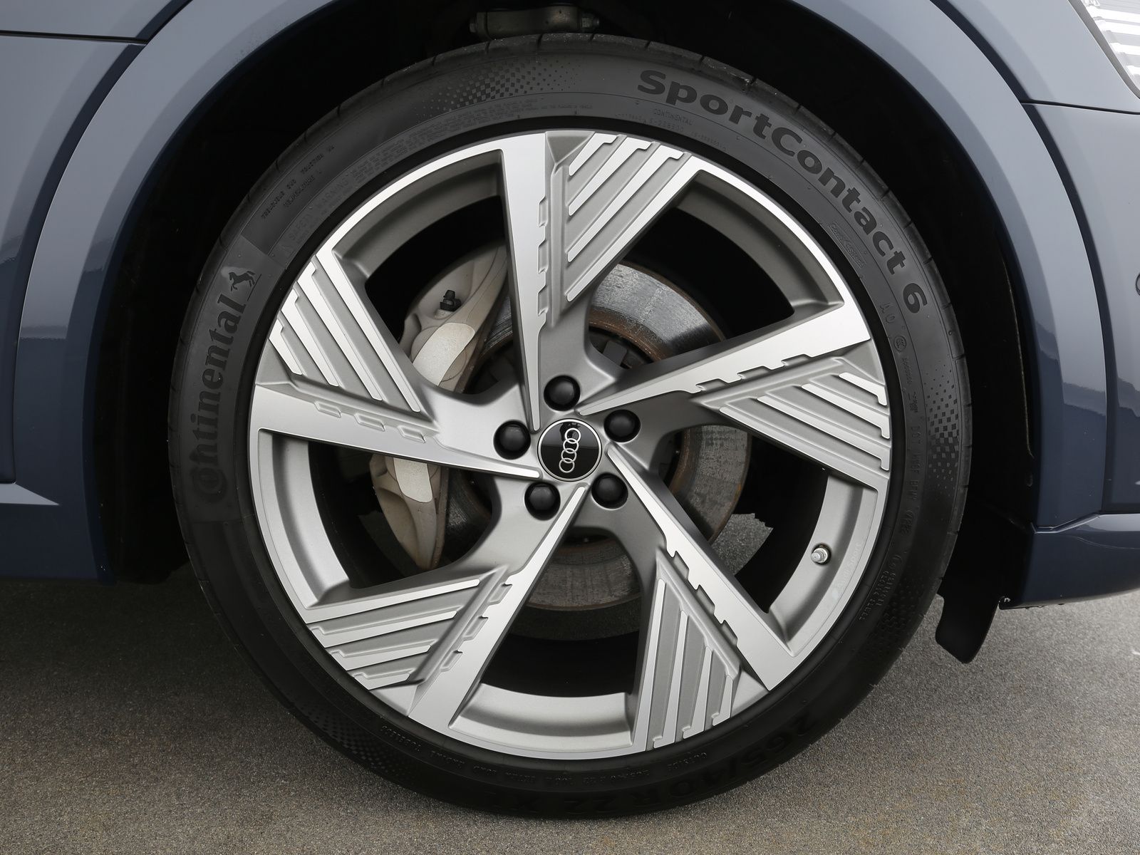 Audi Q8 e-tron 50 quattro S line  LED Navi Leder Head