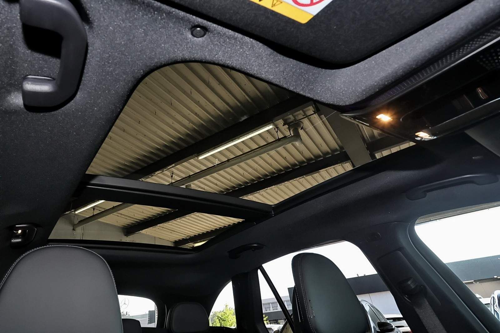 Mercedes-Benz GLC 300 d 4M AMG 360°+DIG-LED+Pano+AHK+Distronic